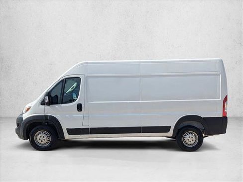 Used 2026 RAM ProMaster 2500 w/ Convenience Group FWD image 9