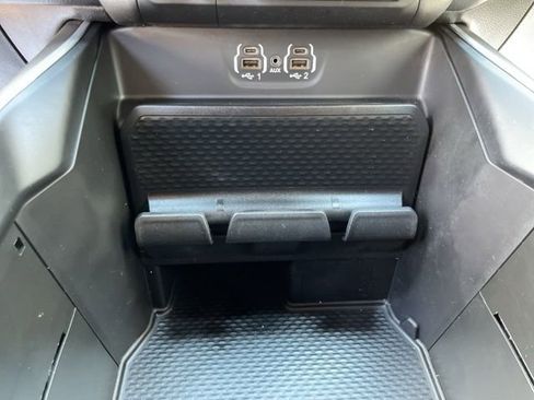 Used 2022 RAM 1500 Big Horn AWD/4WD image 13