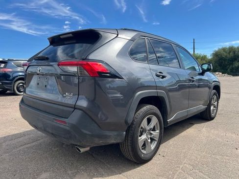 Used 2025 Toyota RAV4 XLE AWD/4WD image 5