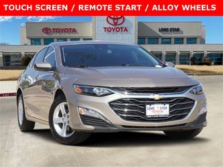 Used 2024 Chevrolet Malibu LT image 1