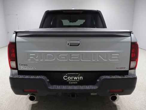 Used 2025 Honda Ridgeline Sport image 4