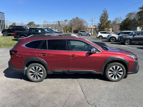 Used 2024 Subaru Outback Touring XT AWD/4WD image 2