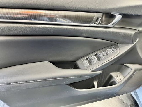 Used 2022 Honda Accord Sport image 22