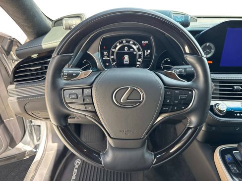 Certified 2023 Lexus LS 500 AWD w/ Interior Upgrade Package image 27