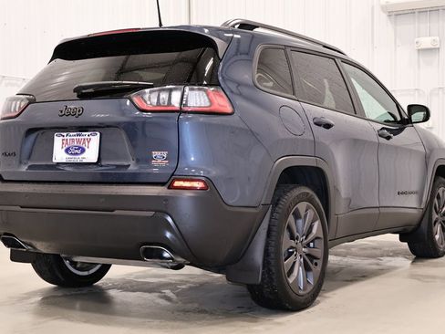 Used 2021 Jeep Cherokee Latitude Lux 80th Anniv w/ Quick Order Package 26U 80TH image 9