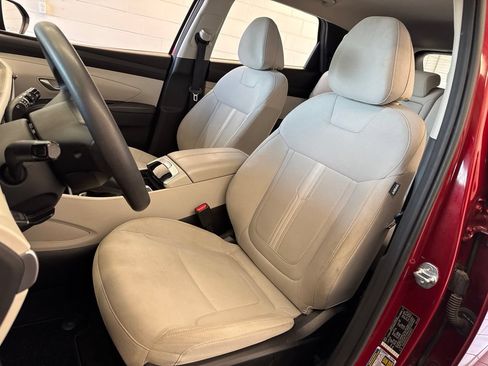 Used 2025 Hyundai Tucson SEL FWD image 15