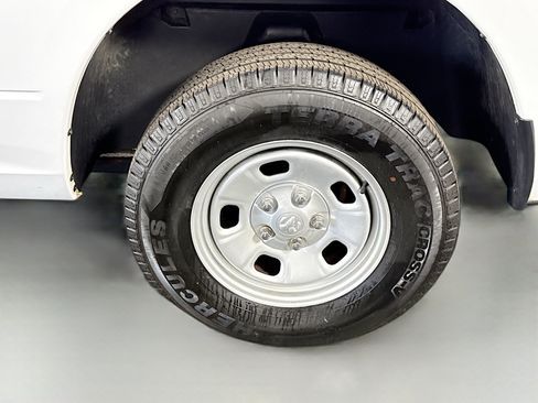 Used 2020 RAM 1500 Tradesman RWD image 36