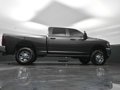 Used 2025 RAM 2500 Tradesman AWD/4WD image 25