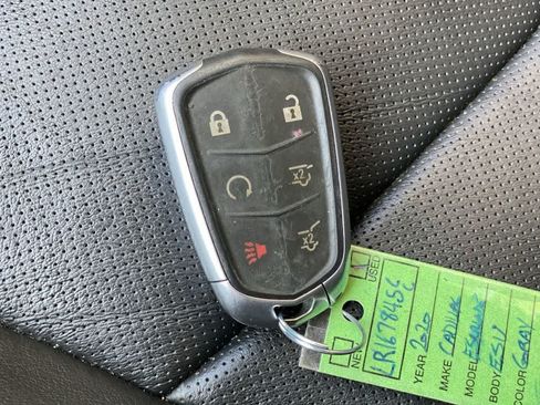 Used 2020 Cadillac Escalade ESV Premium Luxury AWD/4WD image 27