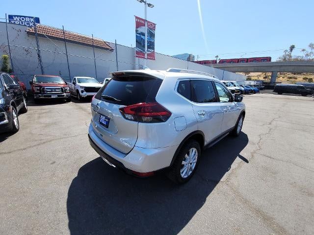 Used 2019 Nissan Rogue SV AWD/4WD image 8