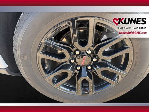 Used 2024 GMC Sierra 1500 Elevation AWD/4WD image 13