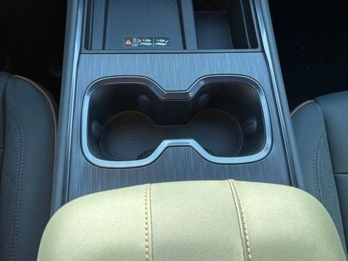 New 2026 GMC Acadia AT4 w/ Super Cruise Package image 27