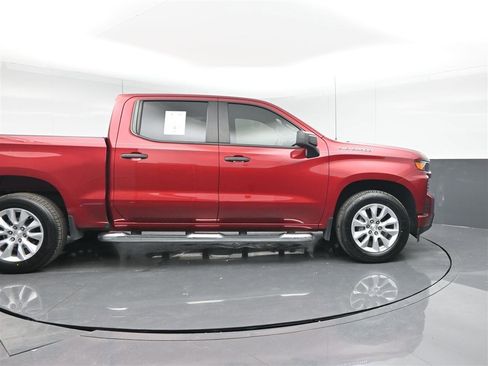 Used 2022 Chevrolet Silverado 1500 Custom image 4