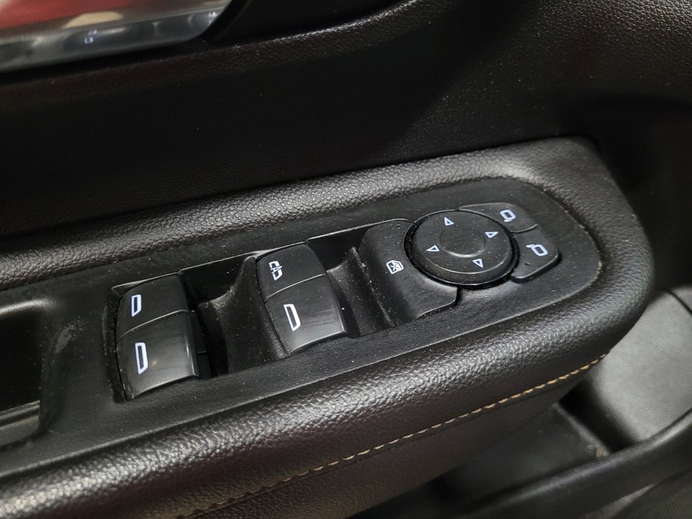 Used 2021 GMC Terrain SLE AWD/4WD image 27