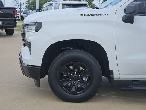 Used 2025 Chevrolet Silverado 1500 LT RWD image 13