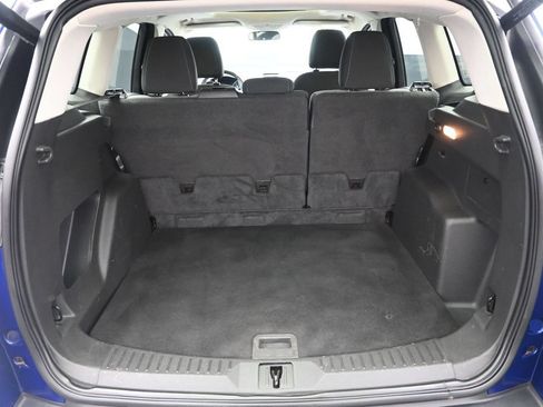 Used 2016 Ford Escape SE w/ Equipment Group 201A FWD image 32