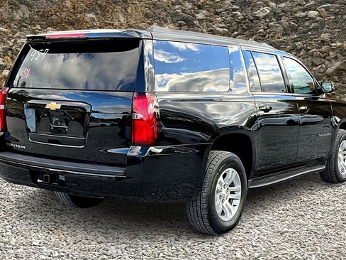 Used 2020 Chevrolet Suburban LS image 2