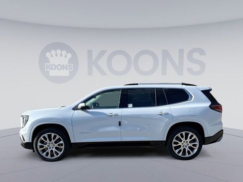 New 2026 GMC Acadia Denali w/ Super Cruise Package image 2