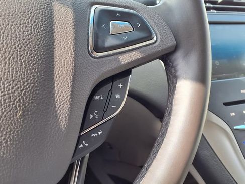 Used 2016 Lincoln MKZ w/ Equipment Group 300A Reserve FWD image 15