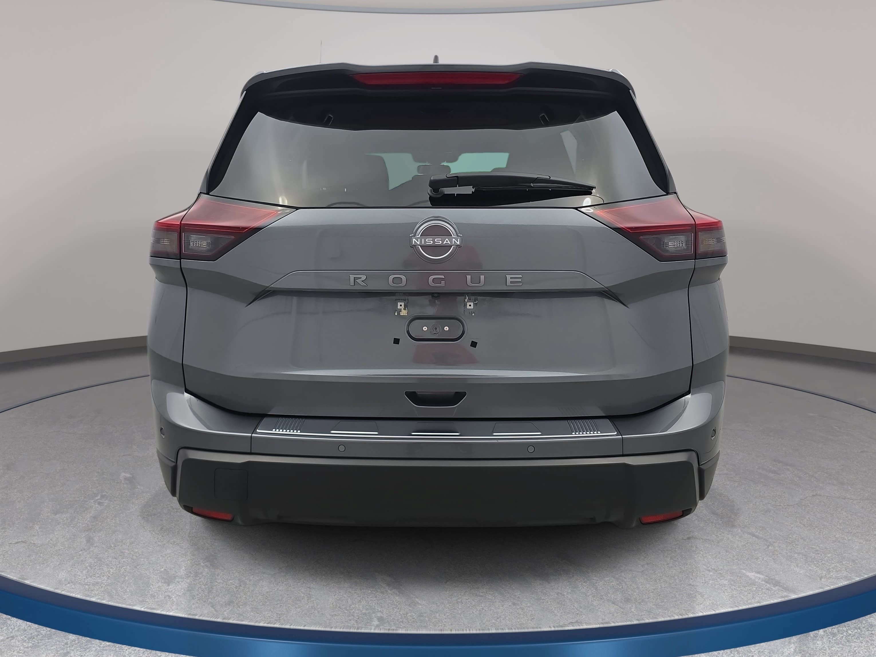 Certified 2026 Nissan Rogue SV FWD image 6