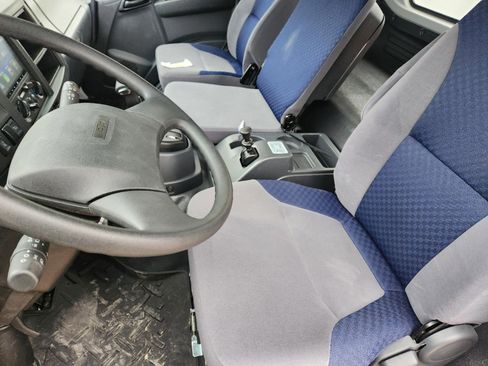 New 2024 Chevrolet Low Cab Forward 6500XD image 4