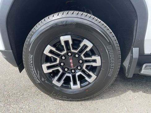 New 2026 GMC Sierra EV Elevation image 31