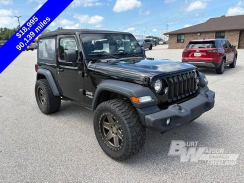 Used 2018 Jeep Wrangler Sport AWD/4WD image 9