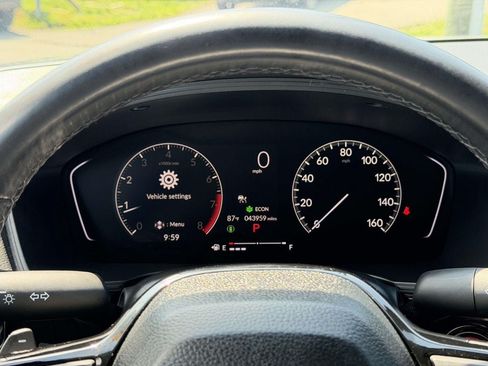 Used 2025 Honda Civic Sport image 11