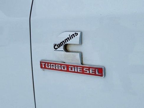 Used 2020 RAM 3500 Tradesman w/ Chrome Appearance Group image 8