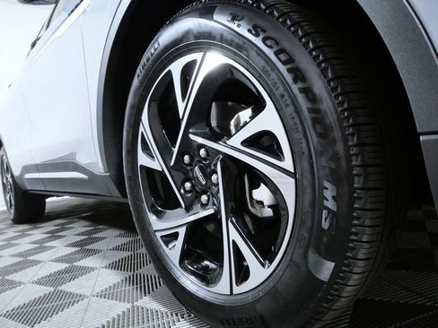 New 2026 Lincoln Nautilus Premier AWD/4WD image 27
