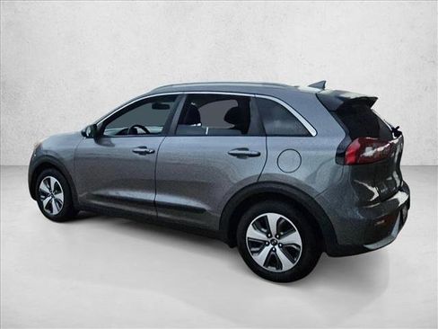 Used 2018 Kia Niro LX image 7