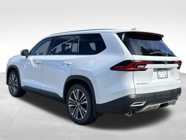 Used 2026 Toyota Grand Highlander AWD Hybrid image 3