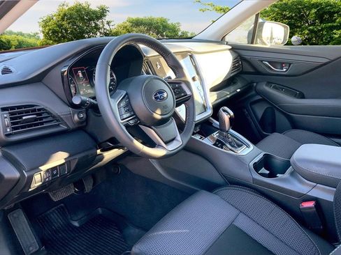 Certified 2025 Subaru Outback Premium image 17