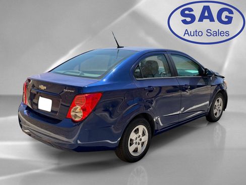 Used 2013 Chevrolet Sonic LS FWD image 3