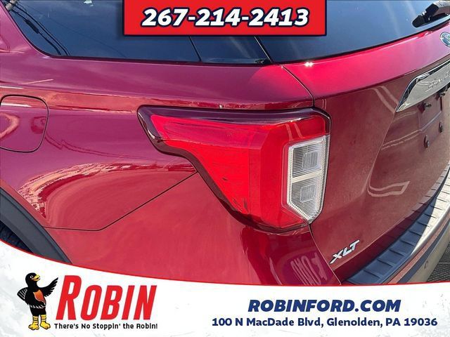 Used 2020 Ford Explorer XLT w/ Equipment Group 202A AWD/4WD image 23