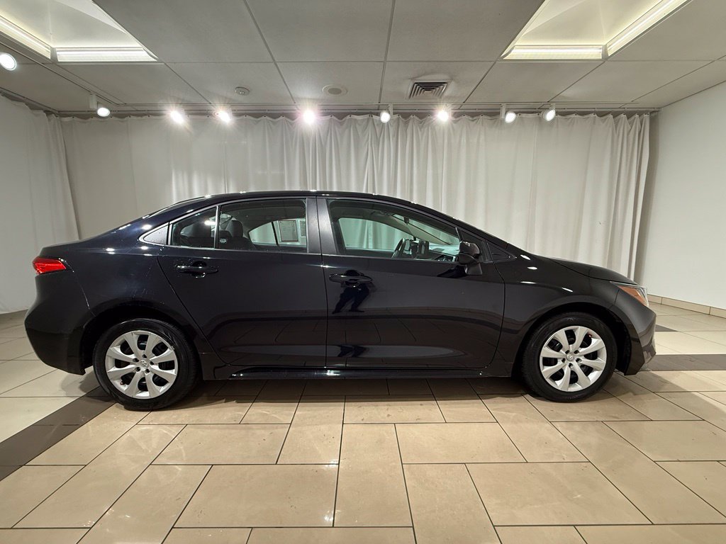 Certified 2025 Toyota Corolla LE FWD image 6