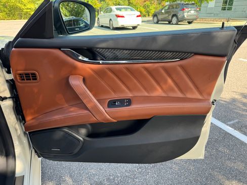 Used 2021 Maserati Quattroporte S GranSport Q4 image 48