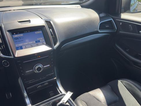 Used 2019 Ford Edge ST AWD/4WD image 11