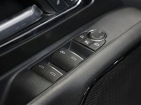 New 2025 Chevrolet Silverado EV LT image 14