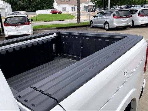 Used 2025 RAM 1500 Limited AWD/4WD image 31
