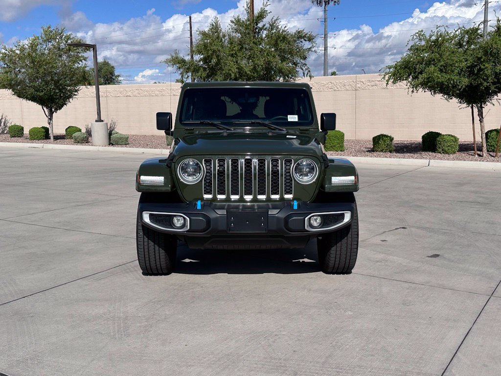 Used 2023 Jeep Wrangler Unlimited Sahara AWD/4WD image 3
