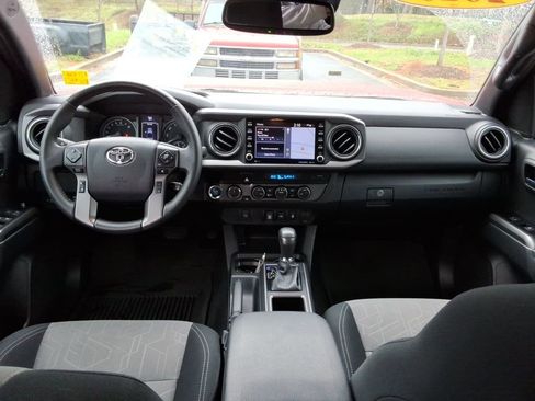 Used 2023 Toyota Tacoma TRD Off-Road image 20