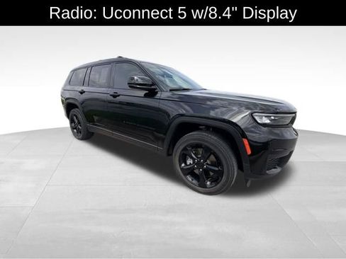 Used 2023 Jeep Grand Cherokee L Laredo AWD/4WD image 6