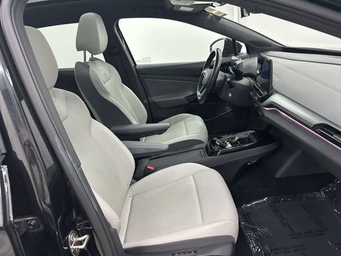 Used 2021 Volkswagen ID.4 Pro S image 25