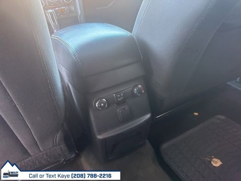 Used 2017 Ford Explorer XLT w/ Equipment Group 201A image 18