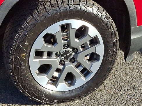 Used 2025 Honda Passport TrailSport image 8