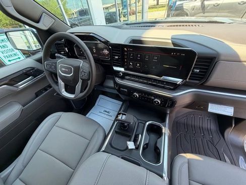 New 2026 GMC Sierra 1500 SLT AWD/4WD image 32