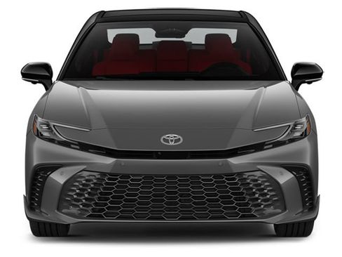 Used 2025 Toyota Camry XLE AWD/4WD image 5