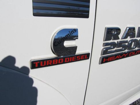 Used 2017 RAM 2500 Laramie w/ Convenience Group image 12