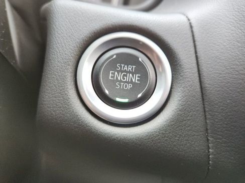 Used 2024 GMC Yukon AT4 w/ Technology Package image 15